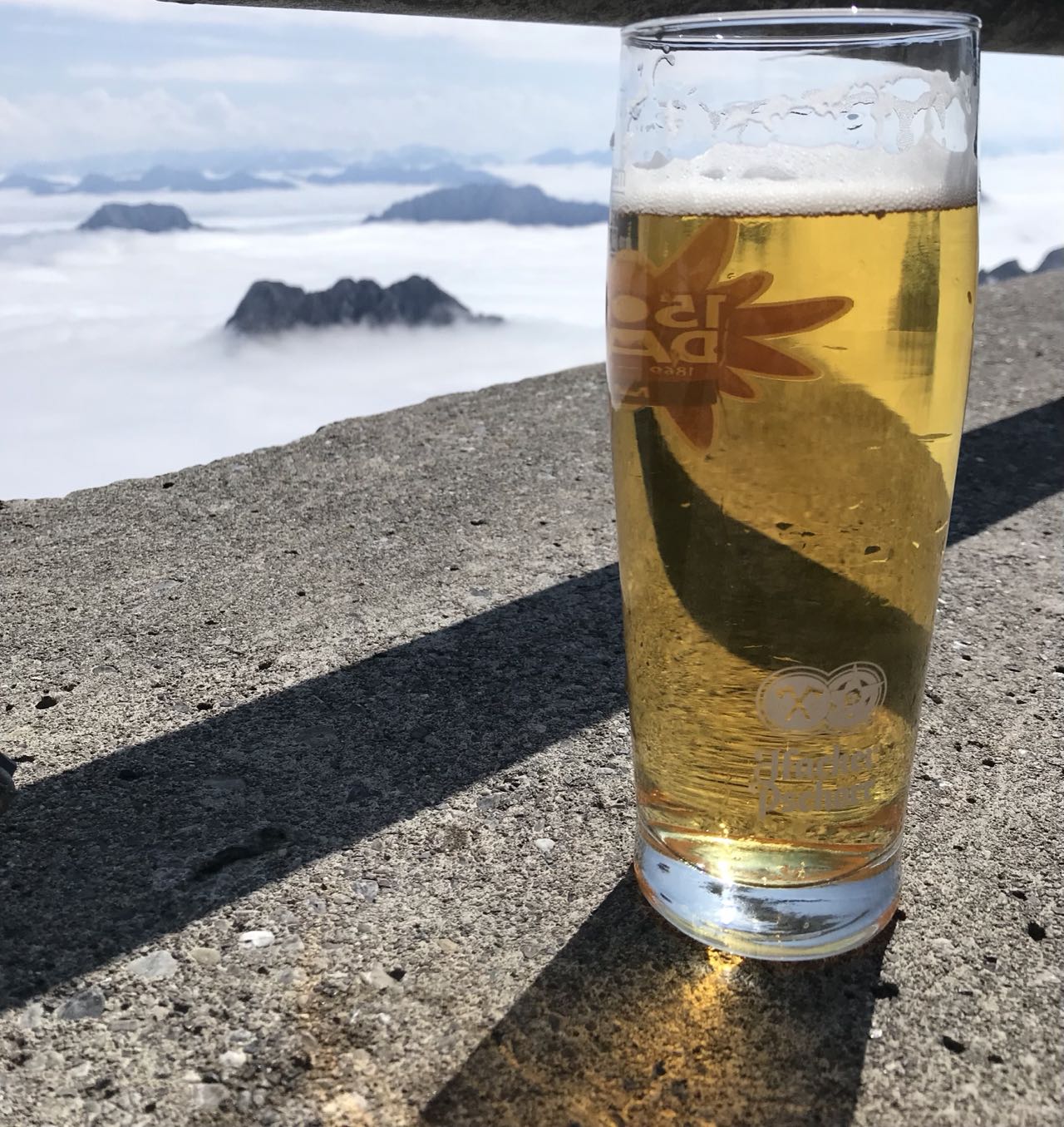Guangneng's Zugspitze, Beer
